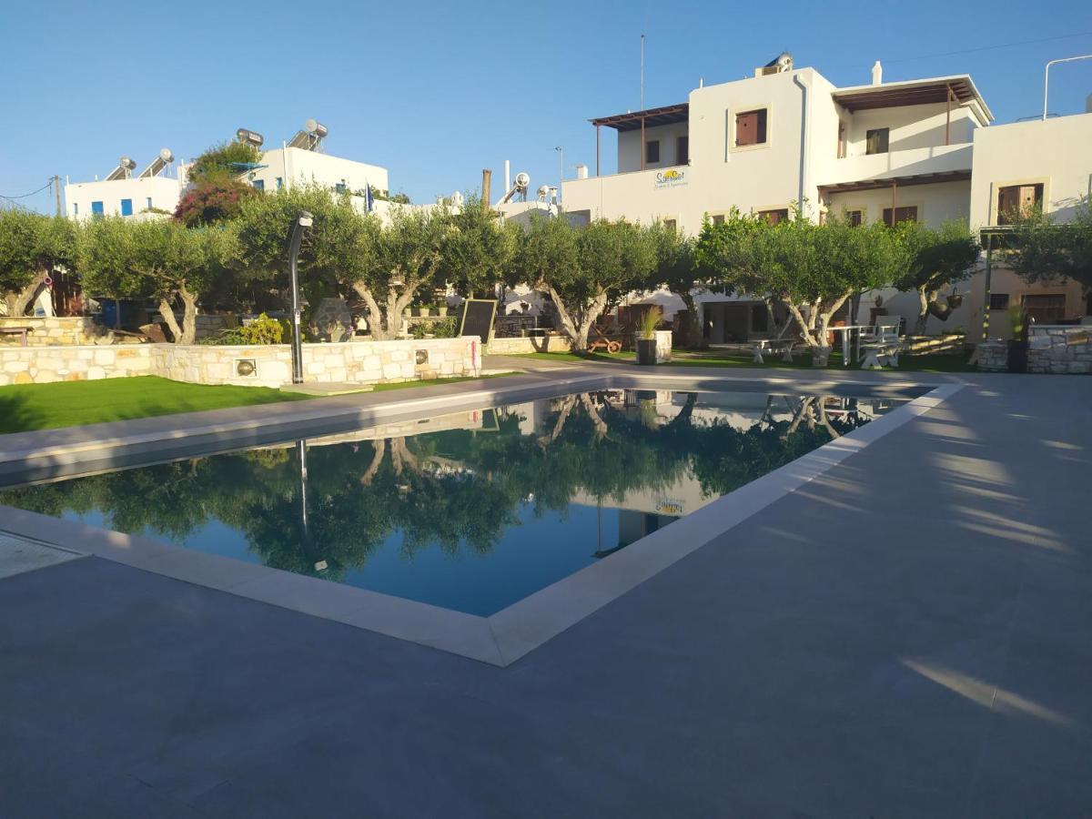 Sunset Studios And Apartments For Adults Over 21 Only Náousa Exterior photo