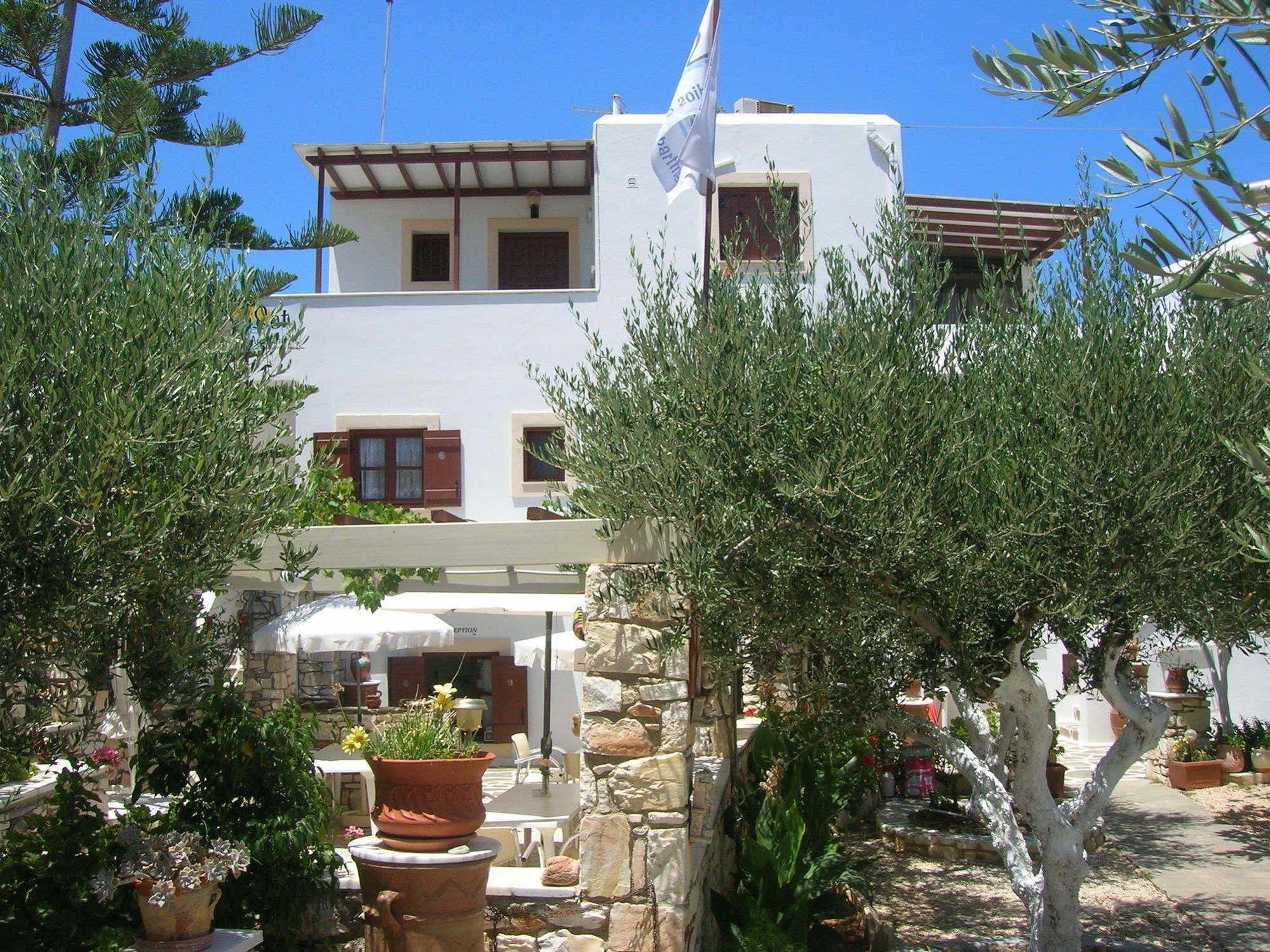Sunset Studios And Apartments For Adults Over 21 Only Náousa Exterior photo