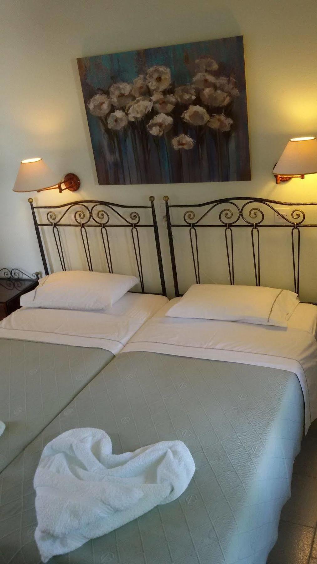 Sunset Studios And Apartments For Adults Over 21 Only Náousa Exterior photo